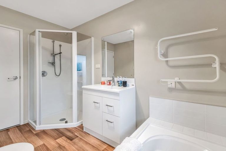 Photo of property in 52 Longcot Drive, Rolleston, 7615