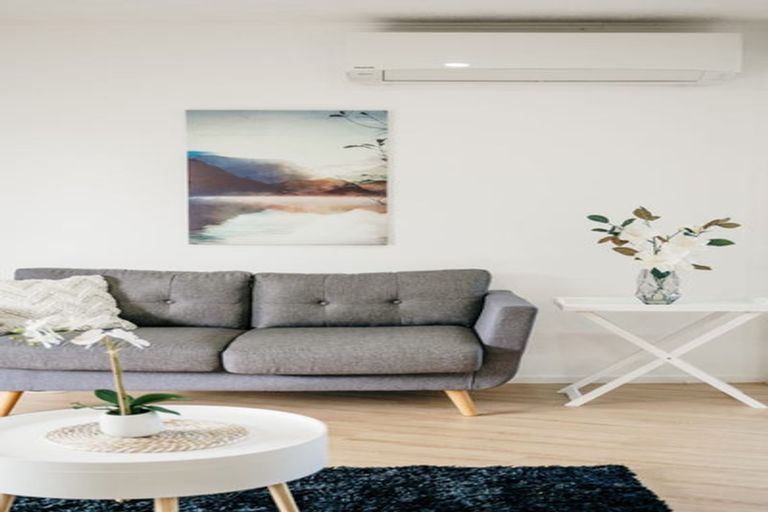 Photo of property in 44 Harwood Crescent, Otara, Auckland, 2023