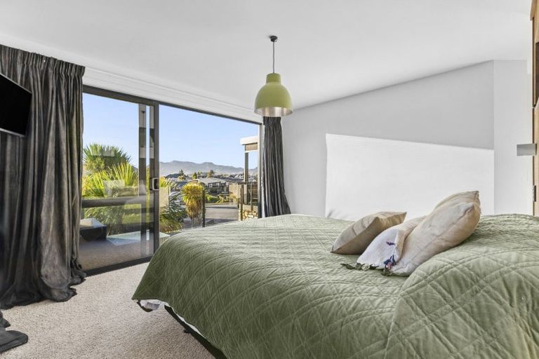 Photo of property in 30 Niger Street, Wanaka, 9305