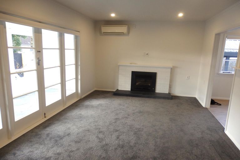 Photo of property in 32 Richmond Street, Cambridge, 3434