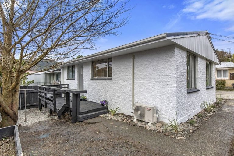 Photo of property in 1/1171 Fergusson Drive, Clouston Park, Upper Hutt, 5018