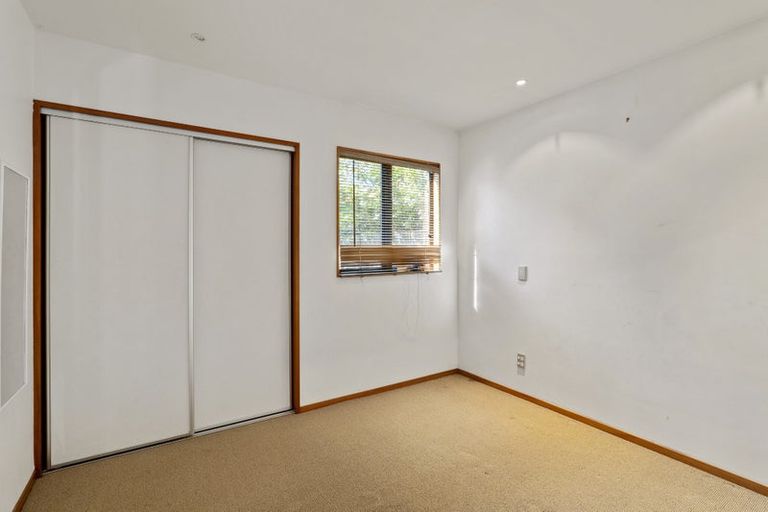 Photo of property in 39b Strowan Road, Strowan, Christchurch, 8052