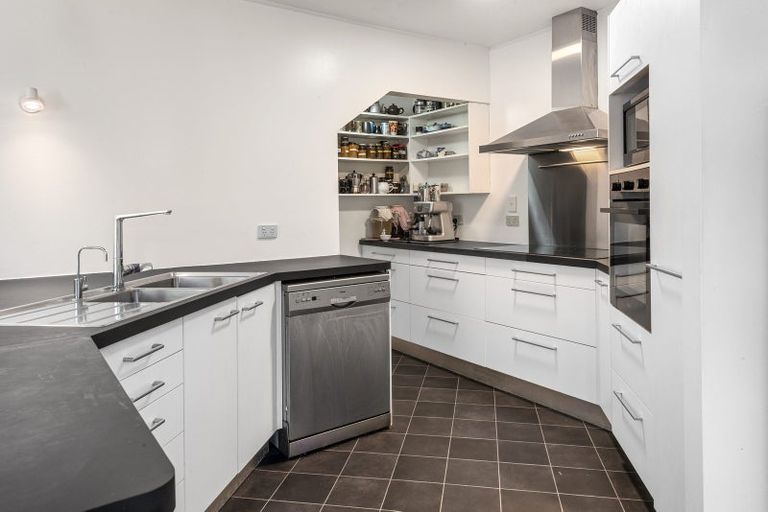 Photo of property in 2 Saint Marys Place, Onerahi, Whangarei, 0110