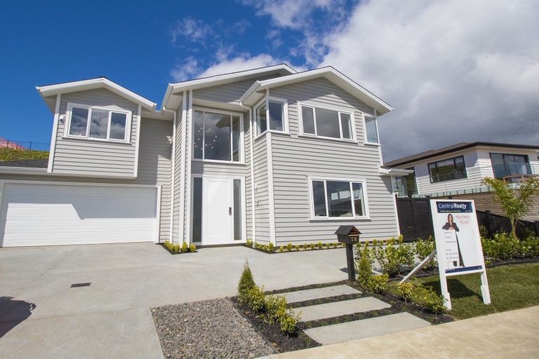 Photo of property in 32 Maka Terrace, Orewa, 0931