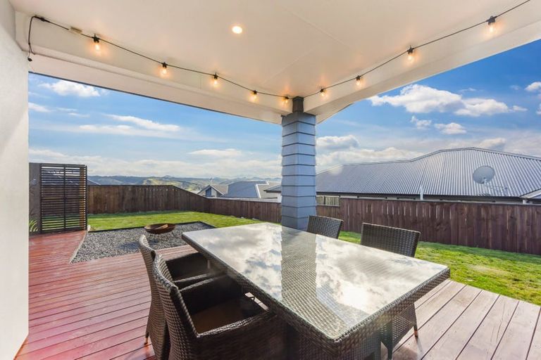 Photo of property in 42 Katania Heights, Brightwater, 7022
