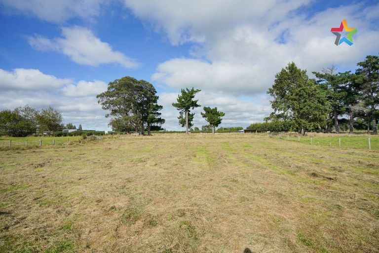 Photo of property in 72 Kirkoswald Street, Wallacetown, 9816