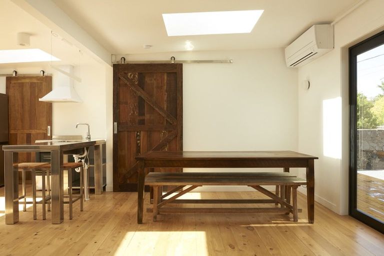 Photo of property in 69 Kauri Road, Stanmore Bay, Whangaparaoa, 0932