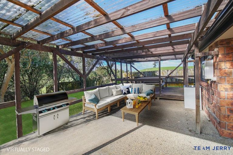 Photo of property in 62 Peninsula Road, Mangere, Auckland, 2022