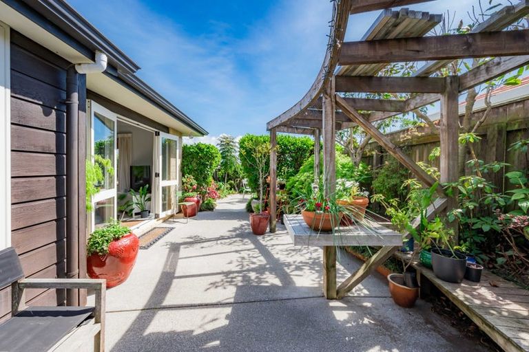 Photo of property in 26 Rifleman Lane, Paraparaumu Beach, Paraparaumu, 5032