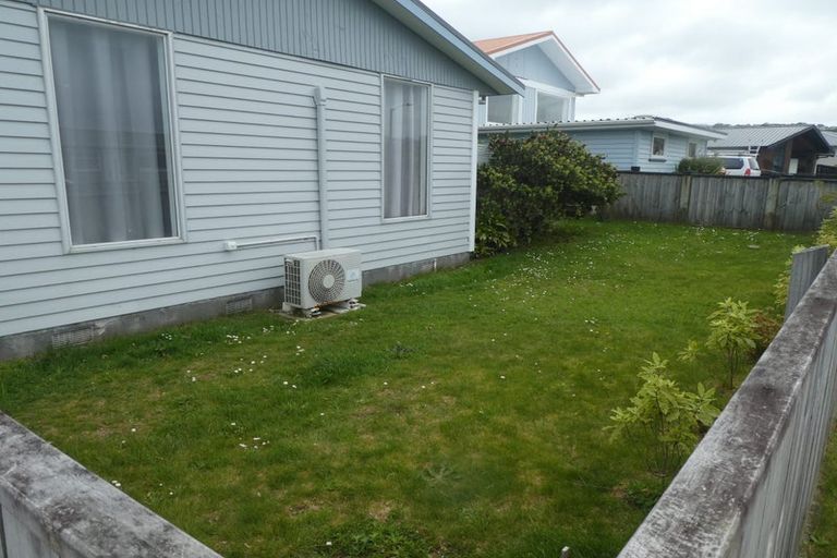 Photo of property in 1/23 Maple Grove, Maungaraki, Lower Hutt, 5010