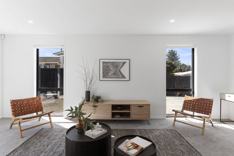 Photo of property in 38 Metoriti Crescent, Karaka, 2124