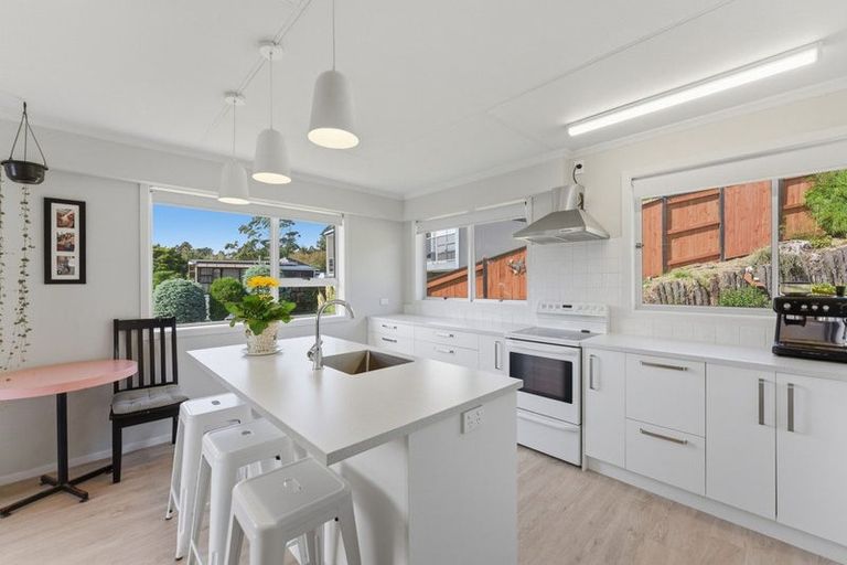 Photo of property in 1 Carlton Terrace, Westown, New Plymouth, 4310