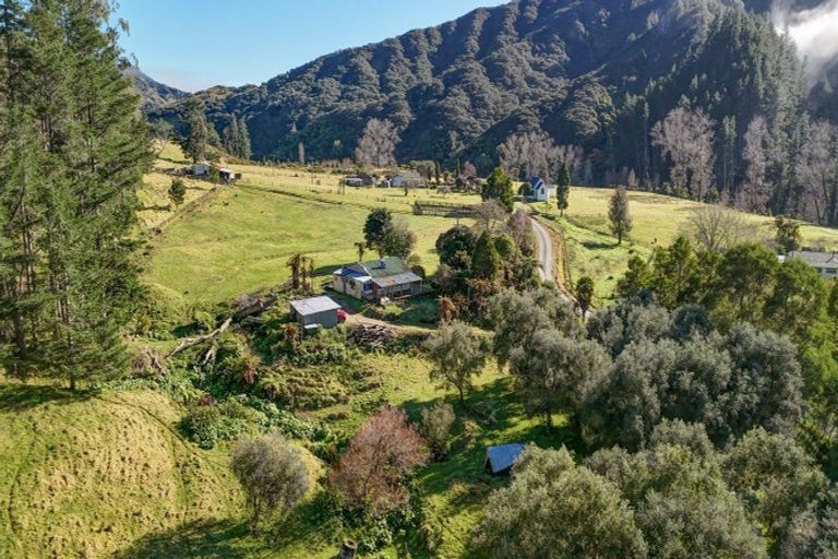 Photo of property in 217 Taumatatahi Road, Ngamatapouri, Wanganui, 4588