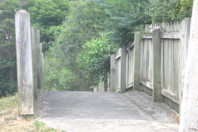 Photo of property in 27 Stephanie Close, Glenfield, Auckland, 0629