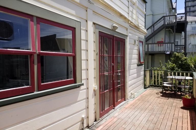 Photo of property in 205u3 The Terrace, Wellington Central, Wellington, 6011