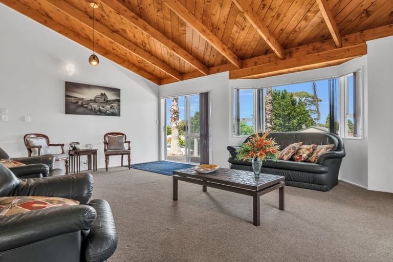 Photo of property in 53a Kitchener Road, Waiuku, 2123