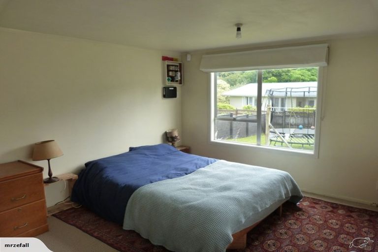 Photo of property in 68 Lake Road, Northcote, Auckland, 0627