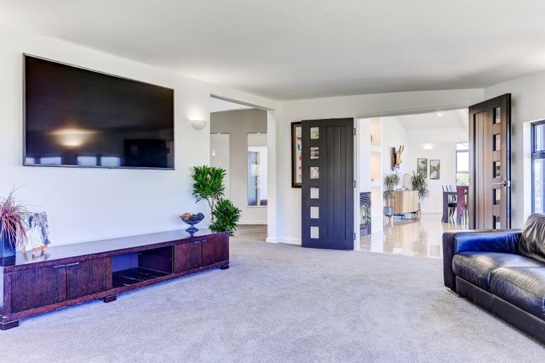 Photo of property in 31 Longbeach Drive, Castlecliff, Whanganui, 4501