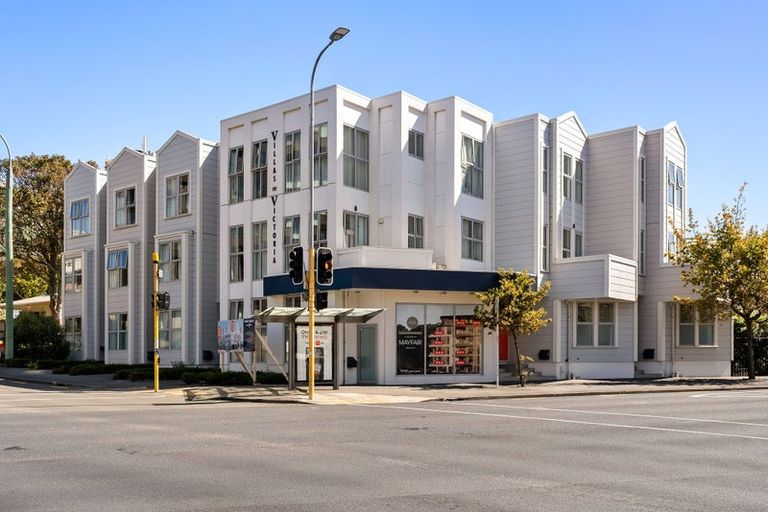 Photo of property in 33 Karo Drive, Te Aro, Wellington, 6011