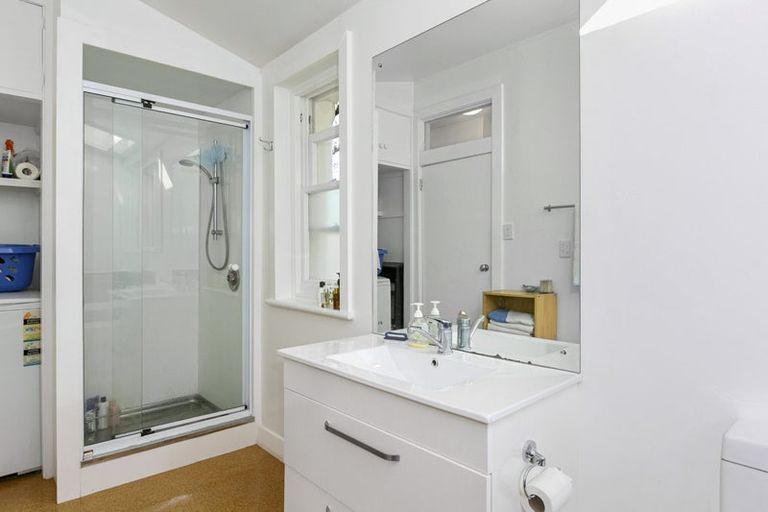 Photo of property in 1/95 London Street, Dunedin Central, Dunedin, 9016