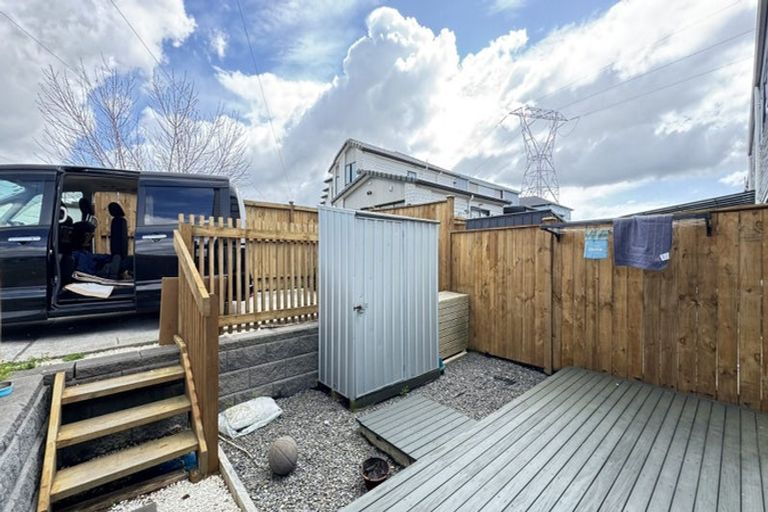 Photo of property in 2 Freshland Drive, Flat Bush, Auckland, 2019