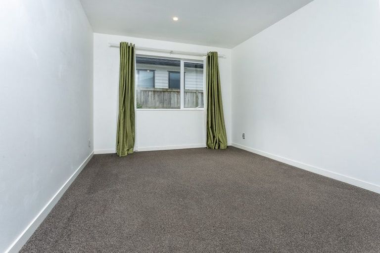Photo of property in 25 Ahorangi Road, Silverdale, 0932