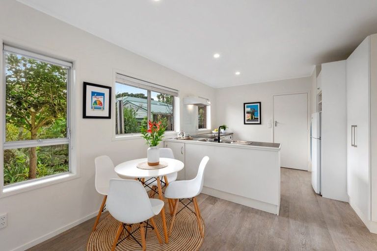 Photo of property in 48a /1 Vauxhall Road, Devonport, Auckland, 0624