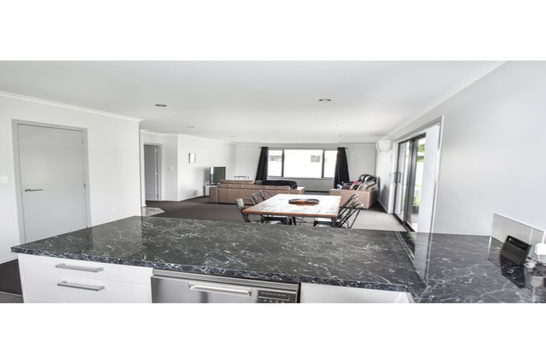 Photo of property in 32 Rhoboro Road, Twizel, 7901