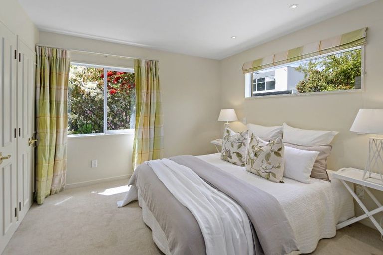 Photo of property in 89 Merivale Lane, Merivale, Christchurch, 8014