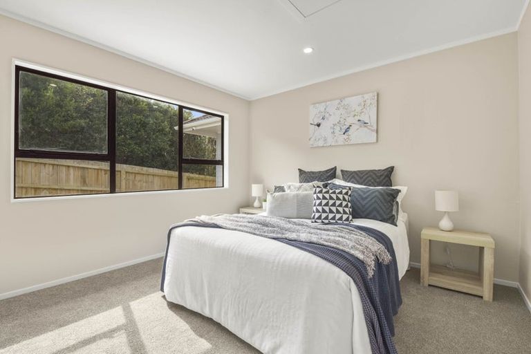 Photo of property in 47 Amorino Drive, Red Beach, 0932