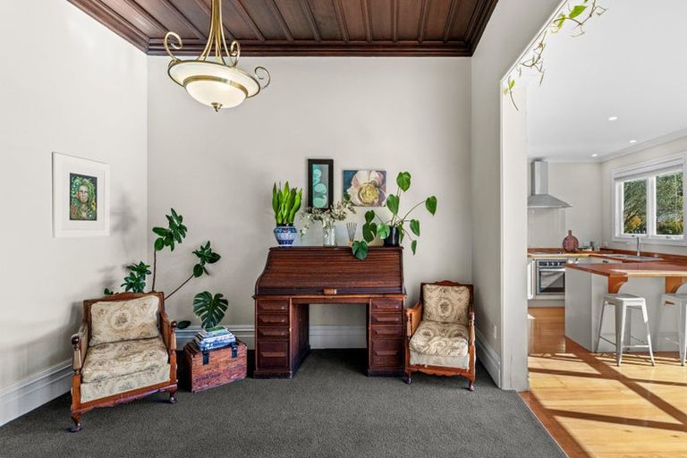 Photo of property in 19 Sheehan Street, Bay View, Napier, 4104