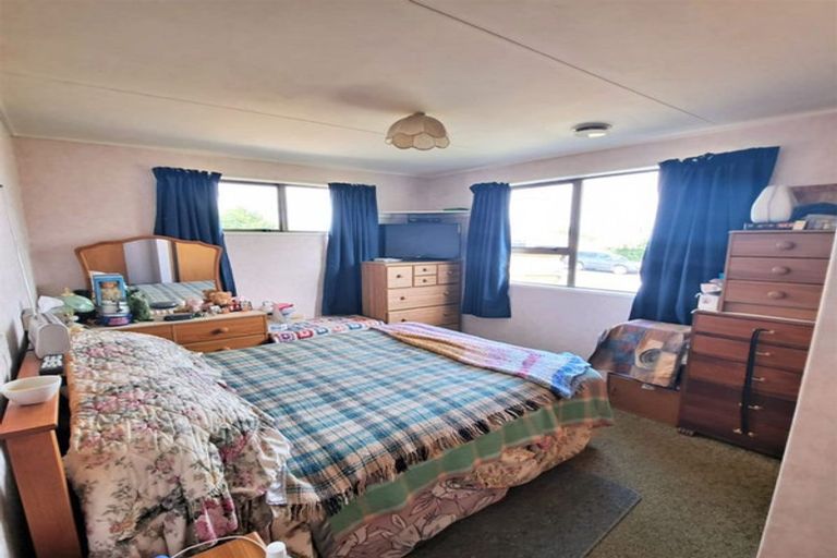 Photo of property in 6 Cambridge Street, Balclutha, 9230