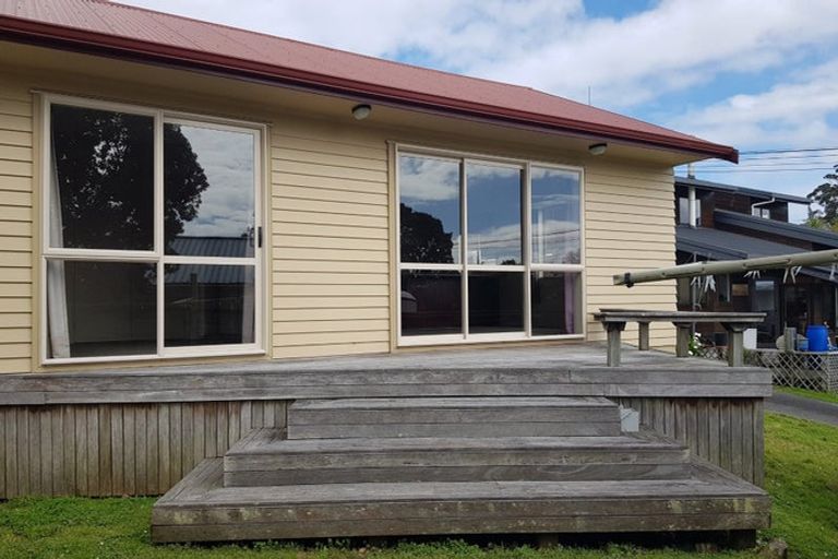 Photo of property in 13a Hebron Road, Waiake, Auckland, 0630