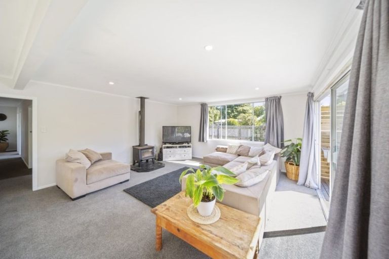 Photo of property in 6 Falstaff Street, Stratford, 4332