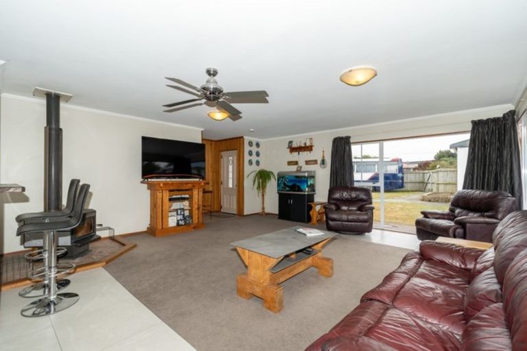 Photo of property in 11 Brookside Road, Rolleston, 7614