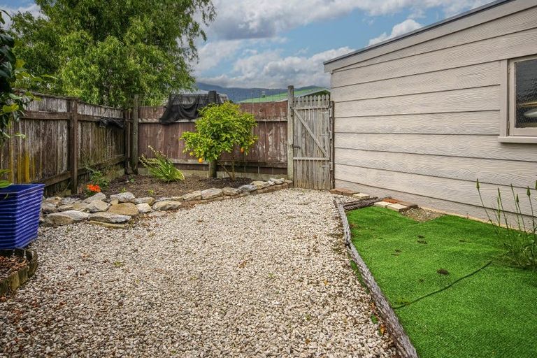 Photo of property in 2/30 Leicester Street, Stoke, Nelson, 7011