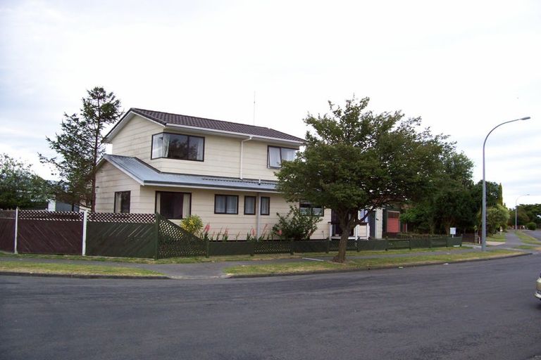 Photo of property in 38 Titoki Crescent, Pirimai, Napier, 4112