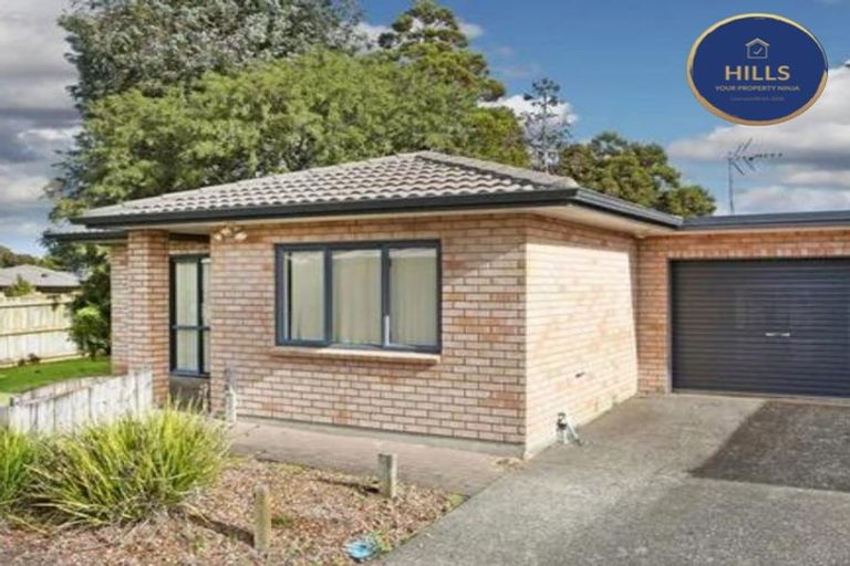 Photo of property in 2/13 Lawford Place, Mangere, Auckland, 2022