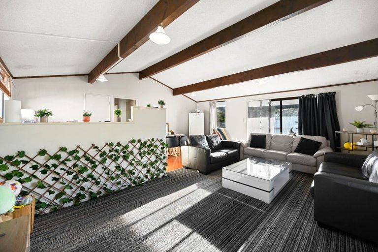 Photo of property in 61a Carrington Avenue, Silverdale, Hamilton, 3216