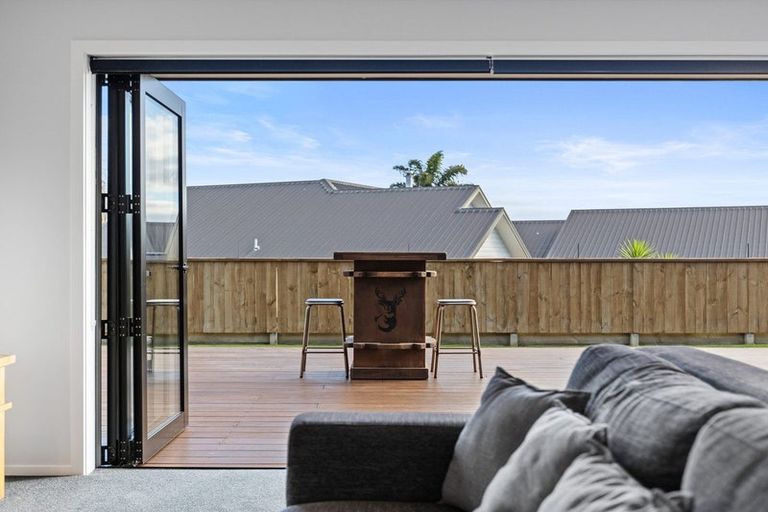Photo of property in 3 Olive Close, Omokoroa, 3114
