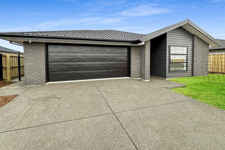 Photo of property in 25 Muldowney Drive, Rolleston, 7614