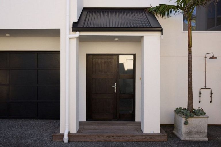 Photo of property in 184 Oceanbeach Road, Mount Maunganui, 3116