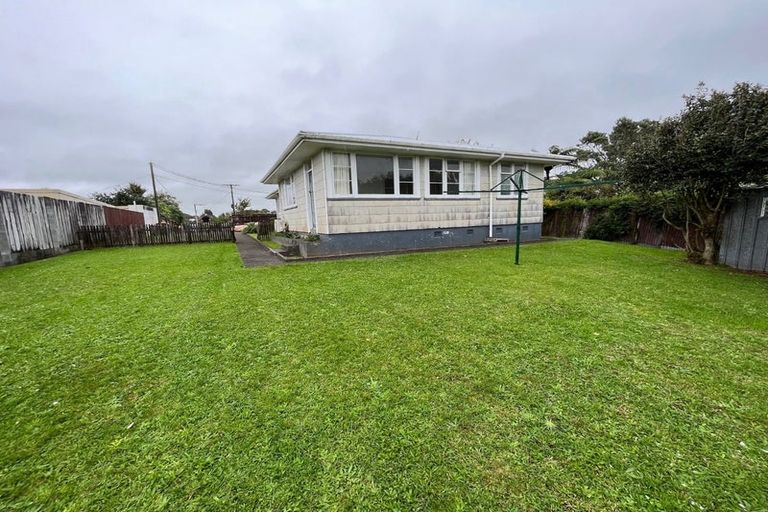 Photo of property in 12a/1 Walsh Road, Westown, New Plymouth, 4310