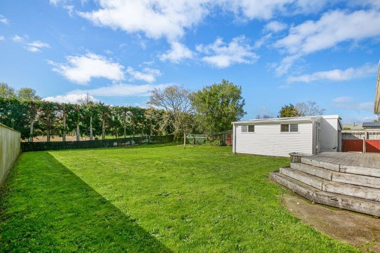 Photo of property in 9 Pukatea Street, Inglewood, 4330