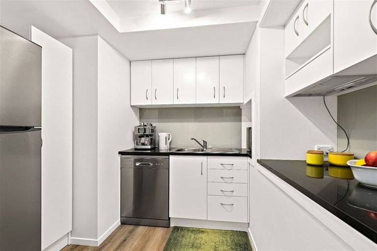 Photo of property in 22 Helena Street, Massey, Auckland, 0614