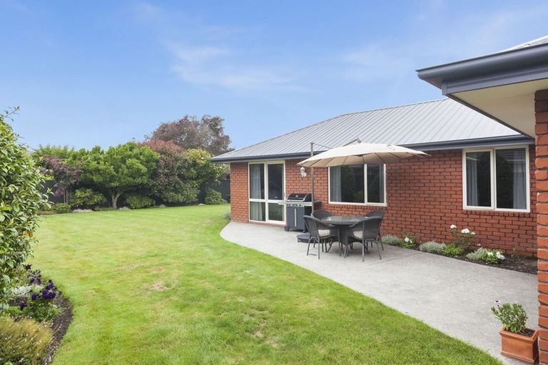 Photo of property in 28 Woodhurst Drive, Casebrook, Christchurch, 8051