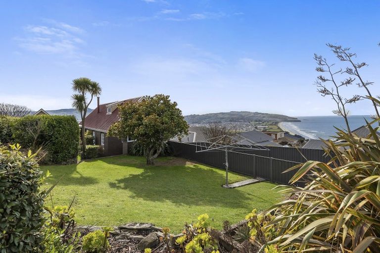 Photo of property in 19 Earls Road, Saint Clair, Dunedin, 9012