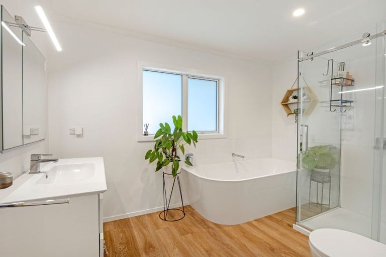 Photo of property in 93 Gonville Avenue, Gonville, Whanganui, 4501