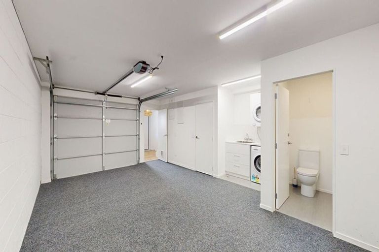 Photo of property in 14/104u Maupuia Road, Maupuia, Wellington, 6022