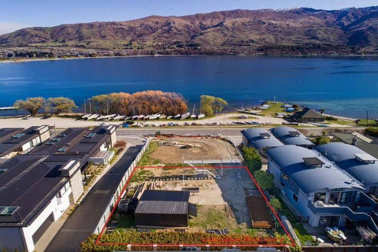 Photo of property in 139 Lakeside Road, Wanaka, 9305